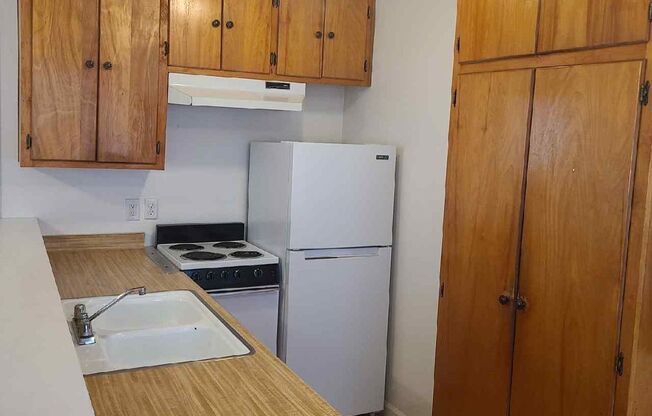 1 bed, 1 bath, 675 sqft, $1,095