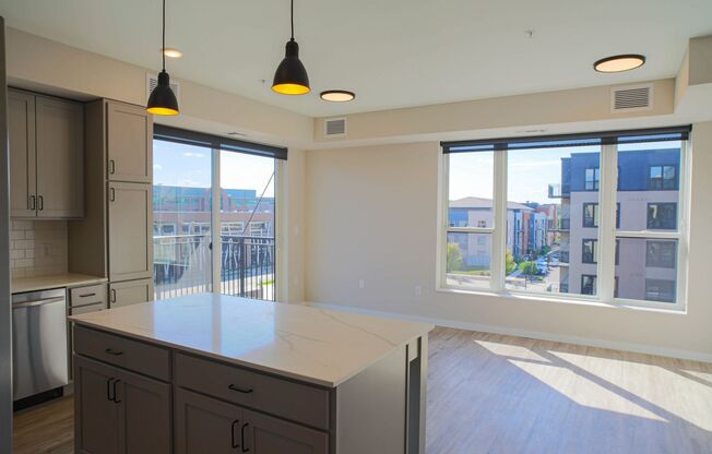 2 beds, 2 baths, 952 sqft, $2,200, Unit 201