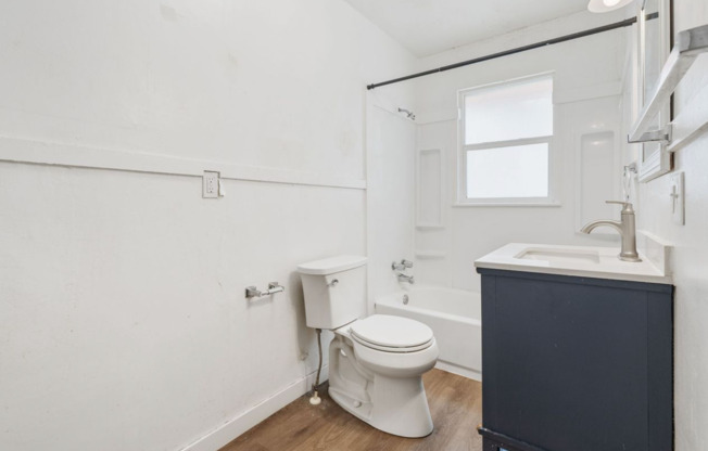 Madison Avenue Apartments