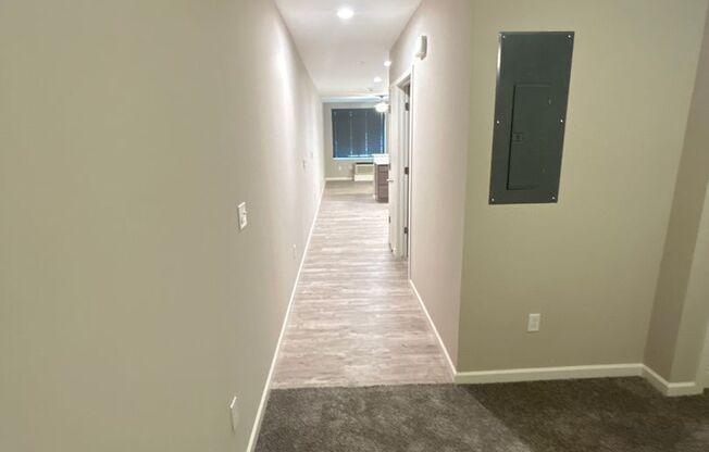 Studio, 1 bath, 500 sqft, $995, Unit 26