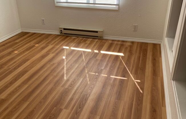 4 beds, 1 bath, $1,200, Unit 11202 (Upper)