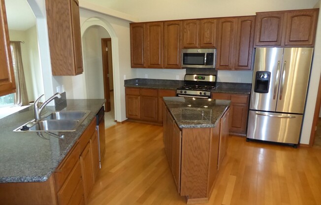 Beautiful 6 Bed/3 Bath House in Hayden, ID!