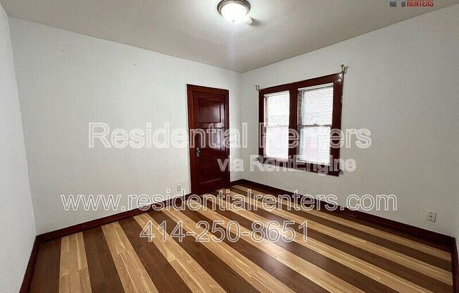 2728 N 47 ST