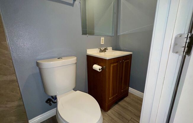 2 Bedroom Attached Condo Ready for Move-in