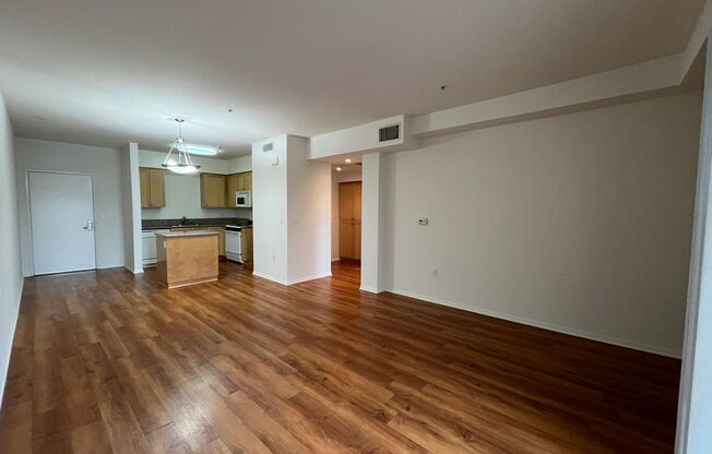 MASON (10227) APT