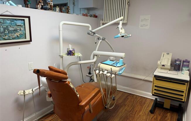 Studio, $3,000