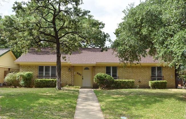 Available Now! 837 Royal Terrace