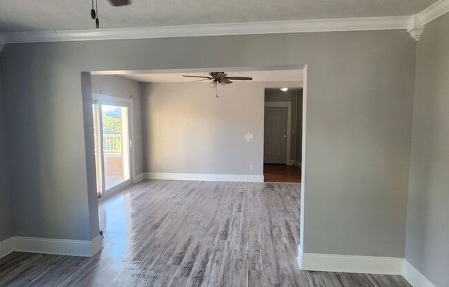 2 beds, 1 bath, 861 sqft, $950