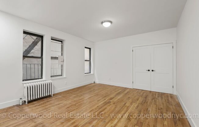 Studio, 1 bath, 370 sqft, $3,395, Unit 14