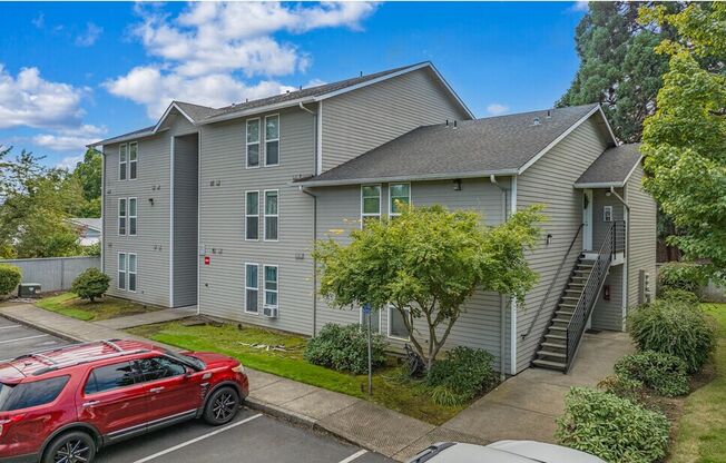 2 BEDROOM 2 BATH 8-PLEX APARTMENTS LOCATED IN KEIZER