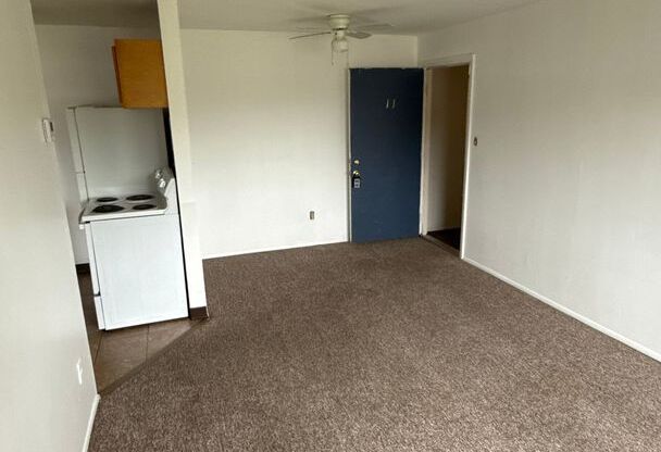 5058 Broadway Ave.