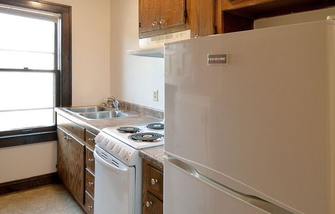 1 bed, 1 bath, 410 sqft, $965, Unit 19 - 201