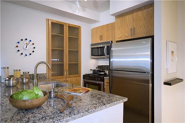 Studio, 1 bath, $4,590, Unit 3-E
