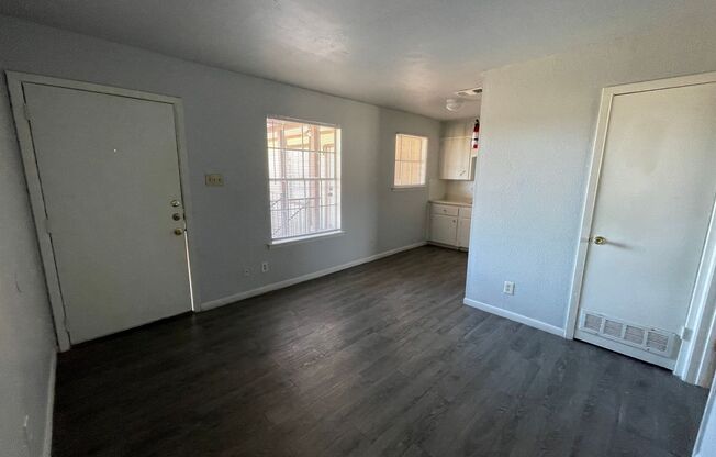 1 bed, 1 bath, 505 sqft, $525, Unit Unit 12