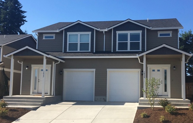 1420 - 1422 Marigold Dr.