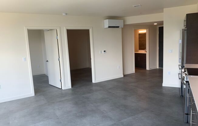 2 beds, 1 bath, 660 sqft, $3,245, Unit 407