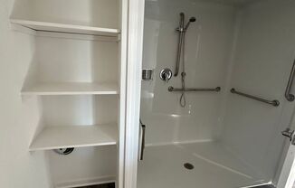 Studio, 1 bath, 426 sqft, $1,150, Unit 102