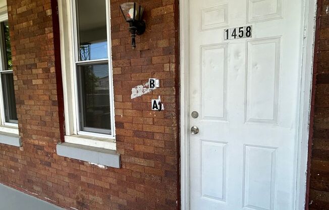 1458 Kenwood Ave