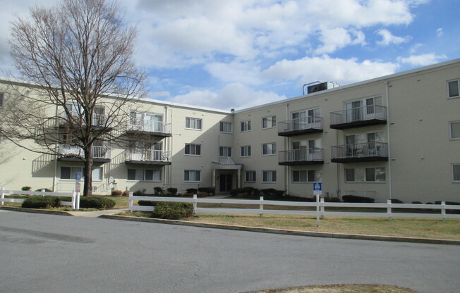 Beautiful 1 Bedroom Condo in Hyattsville!