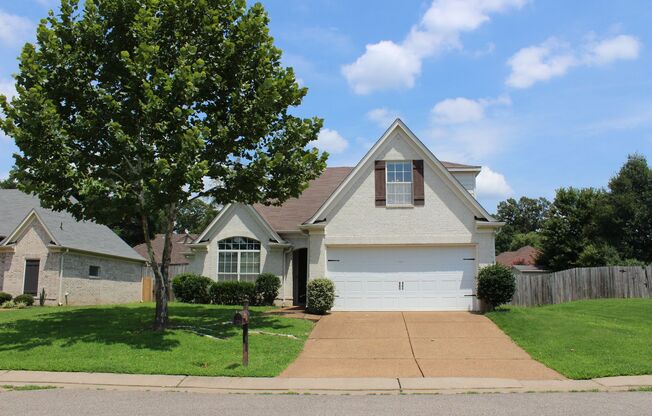 GORGEOUS 4 BEDROOM 3 BATHROOM CORDOVA RENTAL HOME IN GATED SUBDIVISION