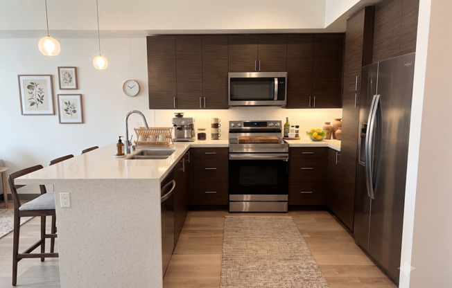 2 beds, 2 baths, 930 sqft, $3,995, Unit 308