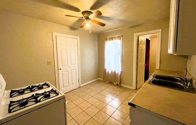 329 Nw 84