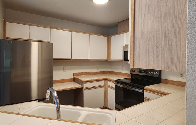 3 bedroom 2 bath First Floor Condo in Lake Stevens $2395.00