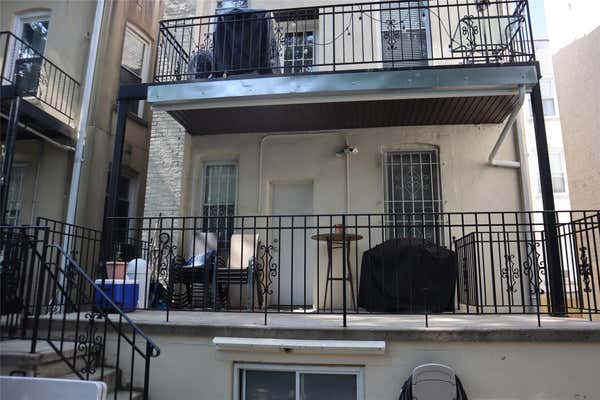 268 E 235 ST
