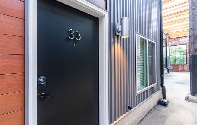 1 bed, 1 bath, 457 sqft, $1,345, Unit 33