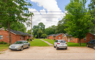 Heritage Oaks @ Virginia St