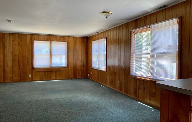 4 beds, 2.5 baths, $4,200