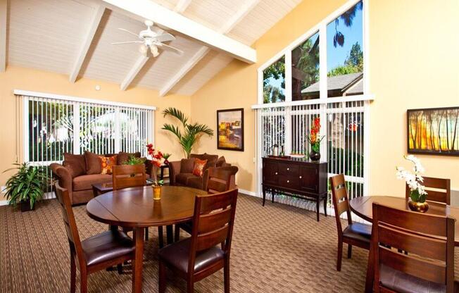 Forest Glen Apartments in Lake Forest, CA