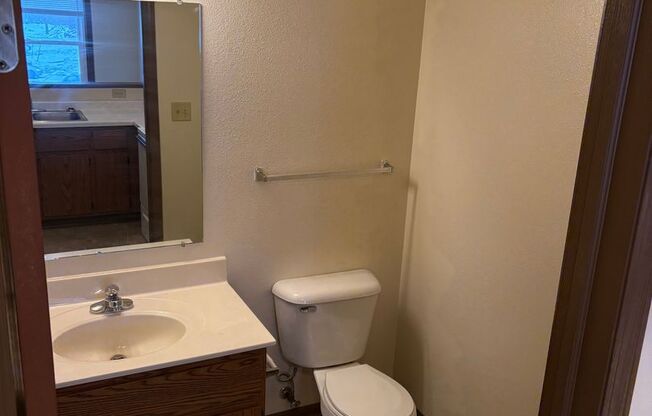 2 beds, 1.5 baths, 950 sqft, $1,224, Unit 3344 - 212