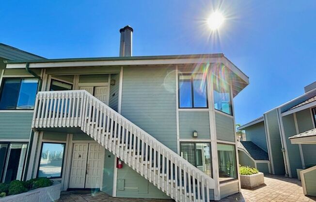 Ventura | Pierpont Bay | 3 Bed + 2 Bath | Ocean Views | 2330 Zephyr #205