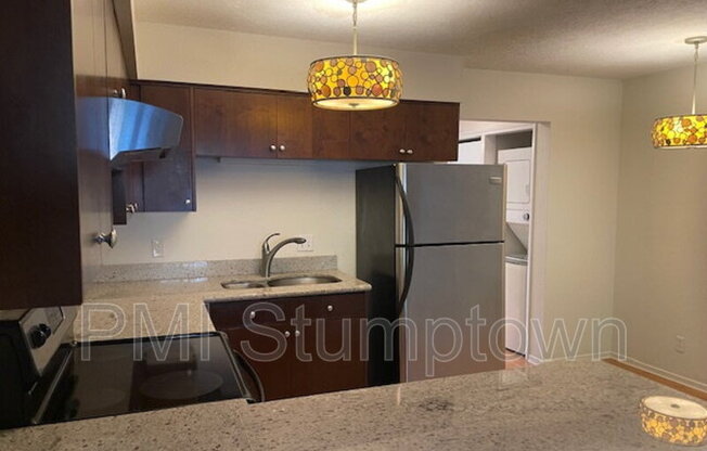 2028 NE CLACKAMAS ST