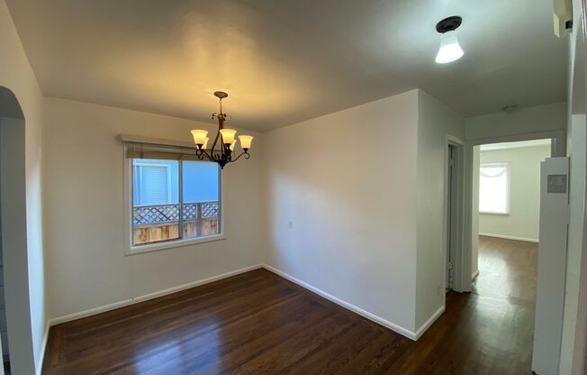 G4 |  (GRUB IV) 921-923 South B Street