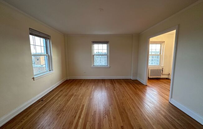 1 bed, 1 bath, 617 sqft, $1,850, Unit Wellington 902