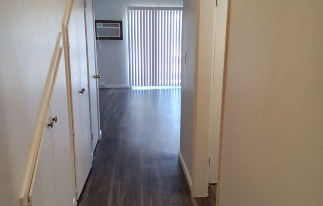 Studio, 1 bath, 532 sqft, $1,200