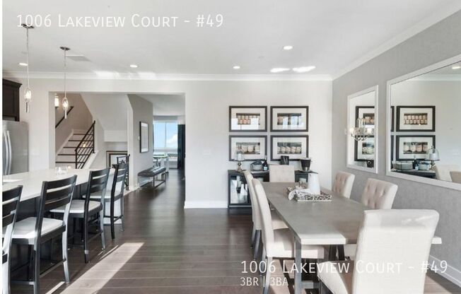 1006 LAKEVIEW CT