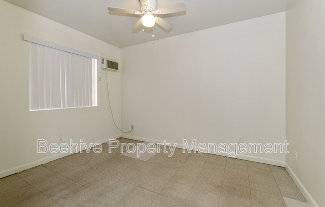 1040 N 28 ST