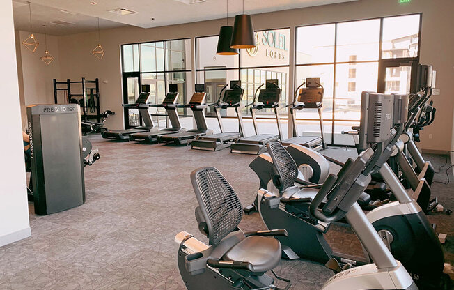 Fitness Center With Modern Equipment at Soleil Lofts Apartments, Herriman, 84096