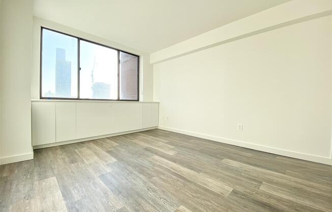 2 beds, 2 baths, $6,595, Unit 23K