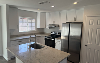 2702 E JUNIPER Avenue