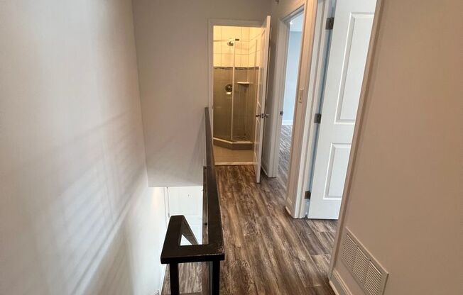 2 beds, 2.5 baths, $1,695, Unit Unit C