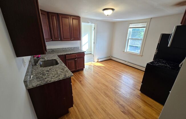 8-10 Howard St
