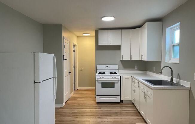 1 bed, 1 bath, $795