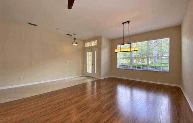9376 RAVENS WILLOW DR