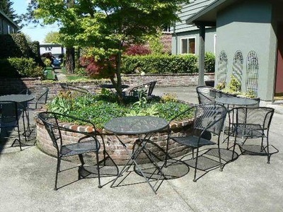 Cozy Condo at Marquam Court. Near OHSU with Parking and Storage-