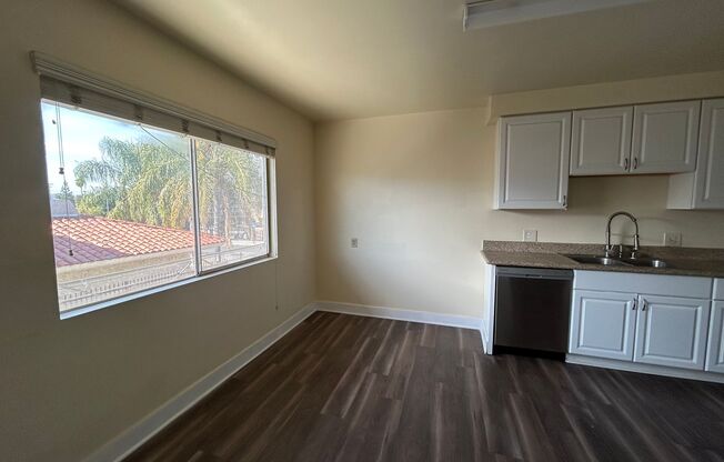 2 beds, 1 bath, 1,000 sqft, $1,699, Unit D