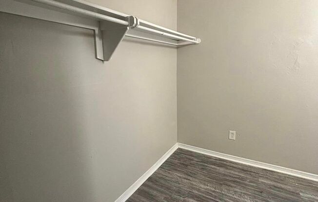 Studio, 1 bath, 512 sqft, $650